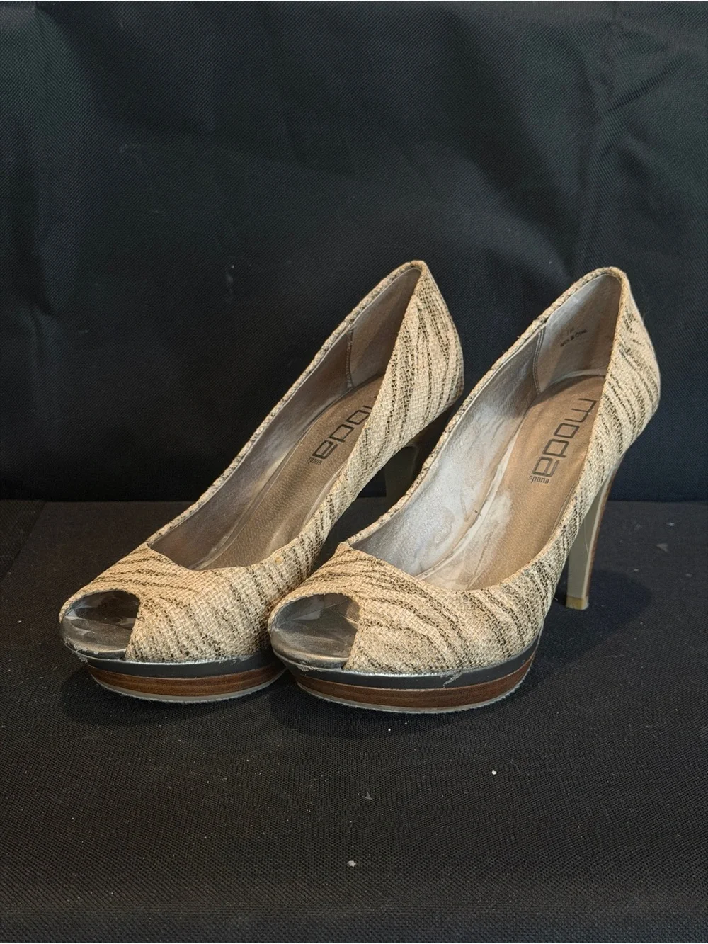 Moda Spana Beige Knit Peep-Toe Platform Heels